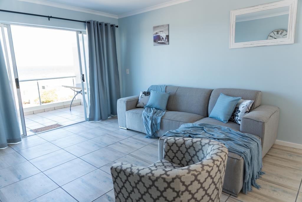 Whale View Self Catering Apartment Hermanus Ngoại thất bức ảnh